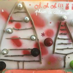 Une boutique qui se remet des fêtes, des lumières, des bonnes tables...